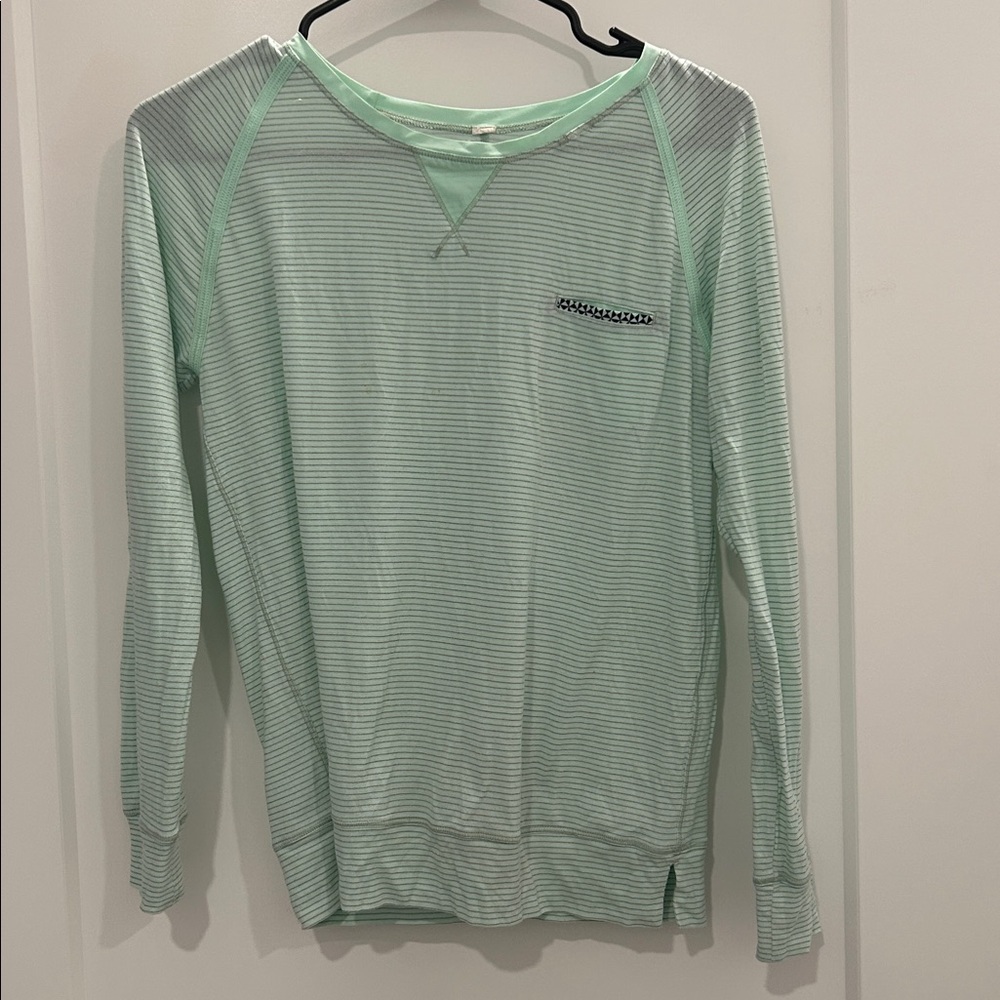 Lululemon long sleeve top